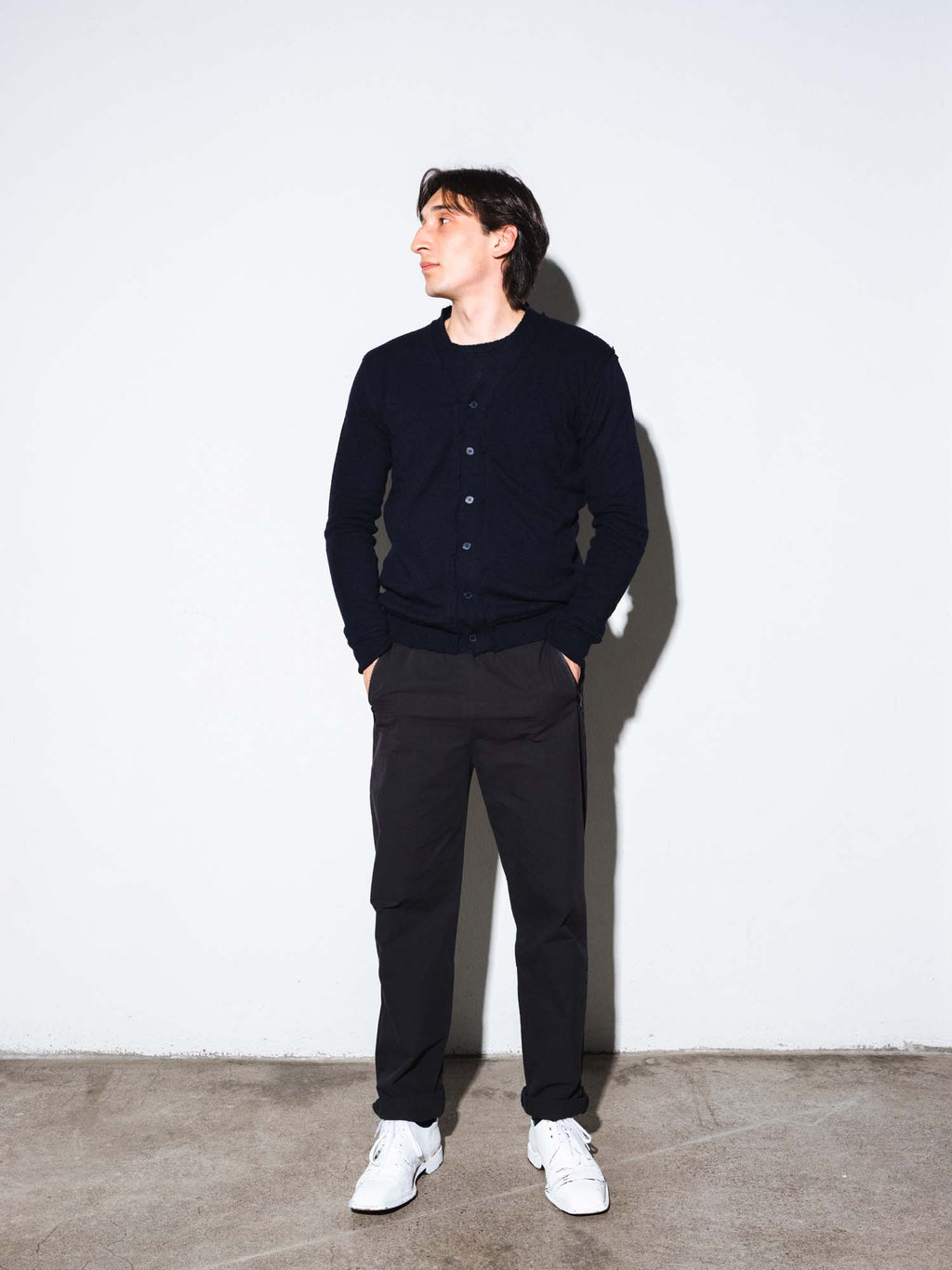 Bjarni opin troyggja