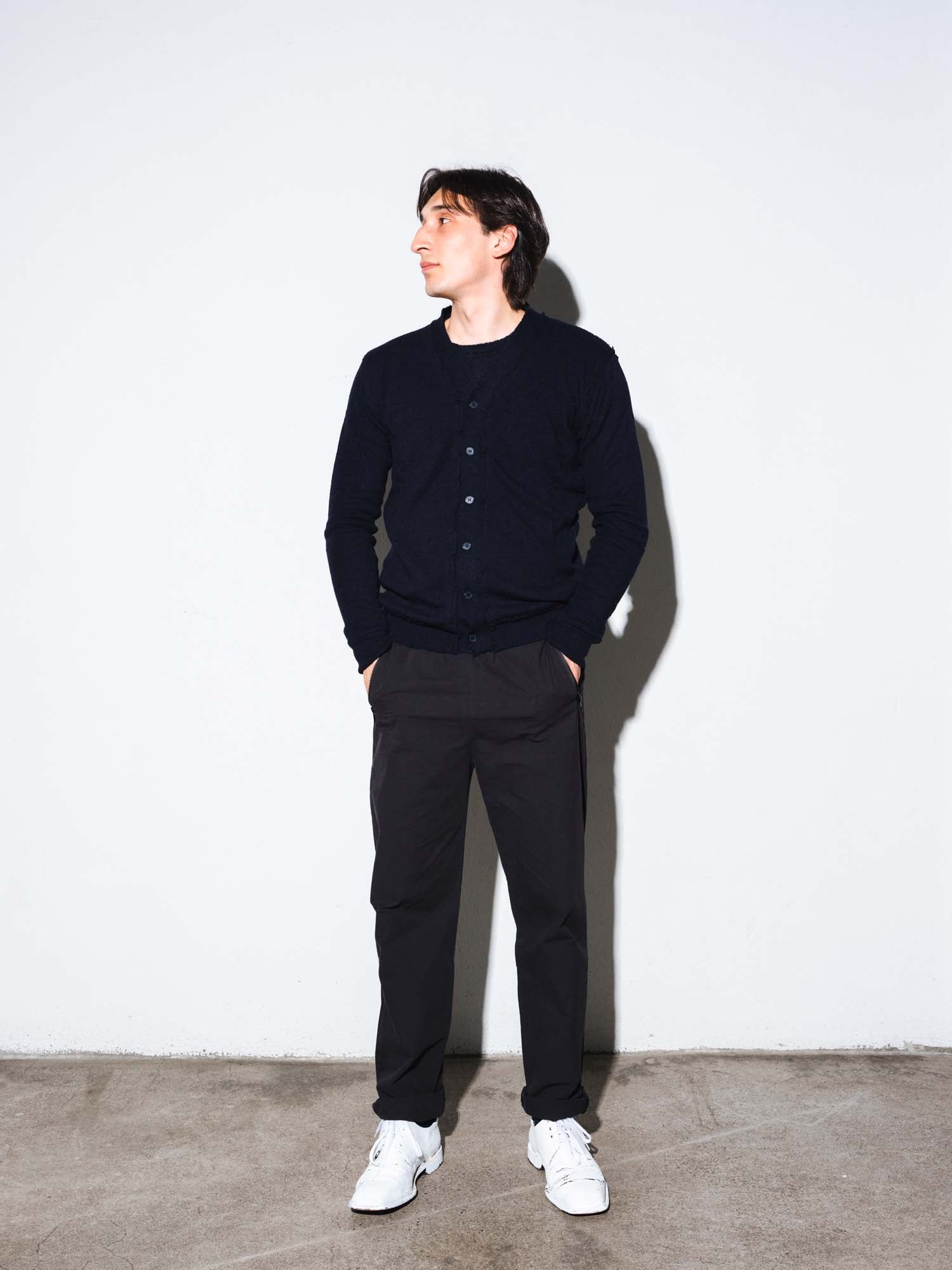 Bjarni opin troyggja